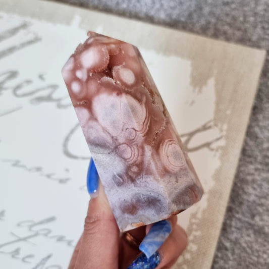 Druzy Flower Agate Tower